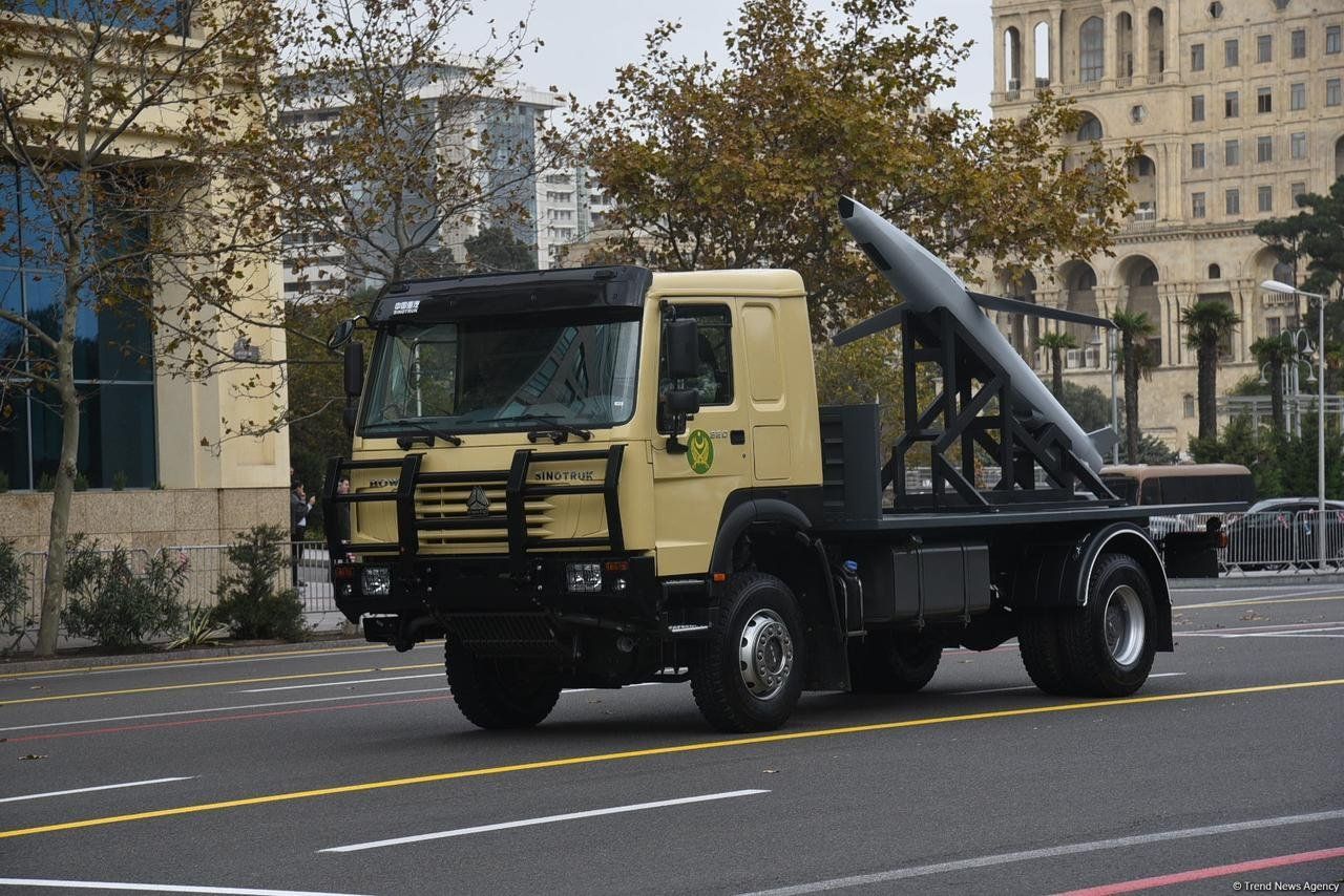 تسلیحات جدید در رژه نظامی ارتش جمهوری آذربایجان: هشدارها و دلالتها