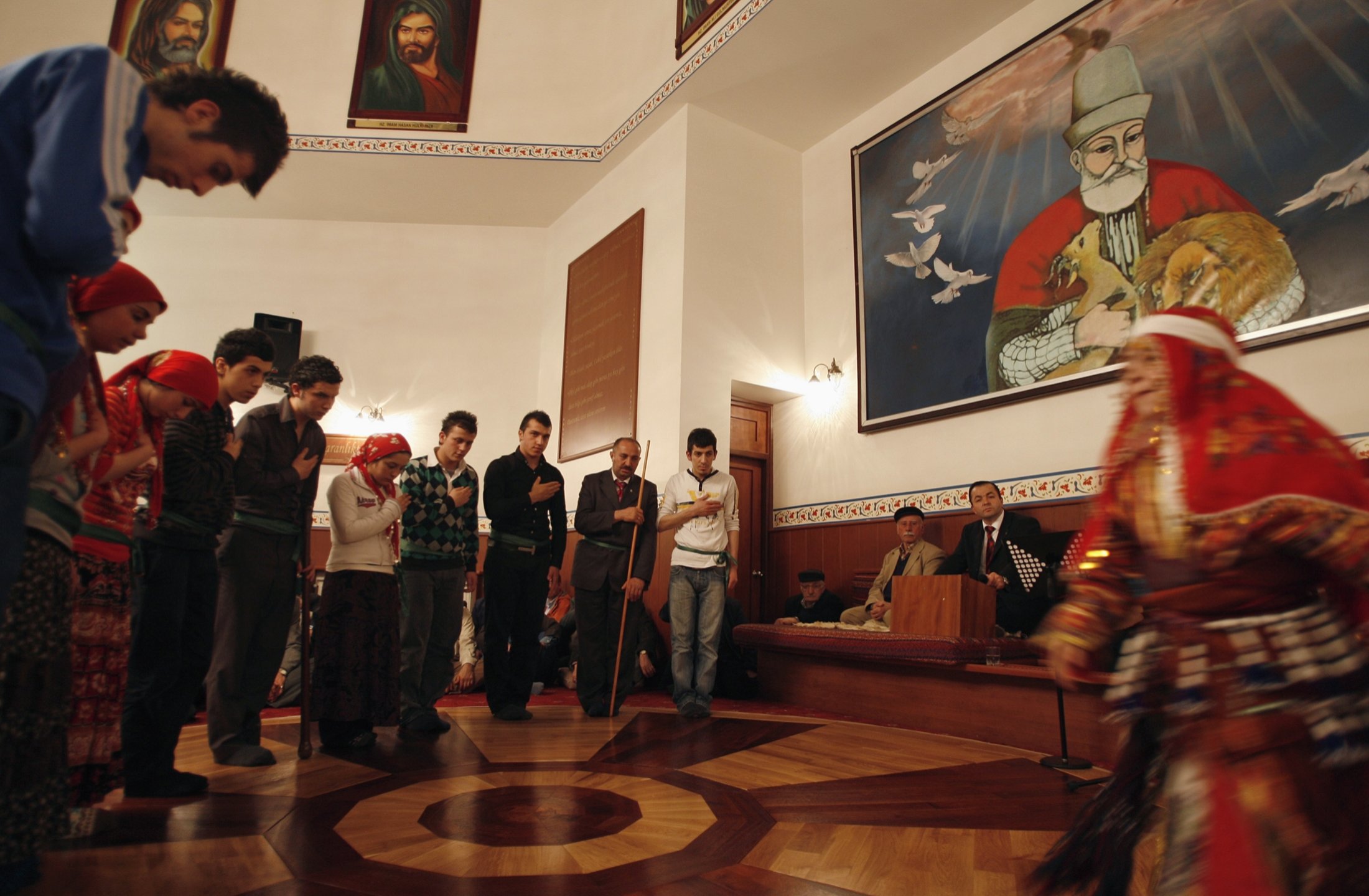 نگاهی به چندلایگی مرجعیت اجتماعی در جامعه علویان ترکیه