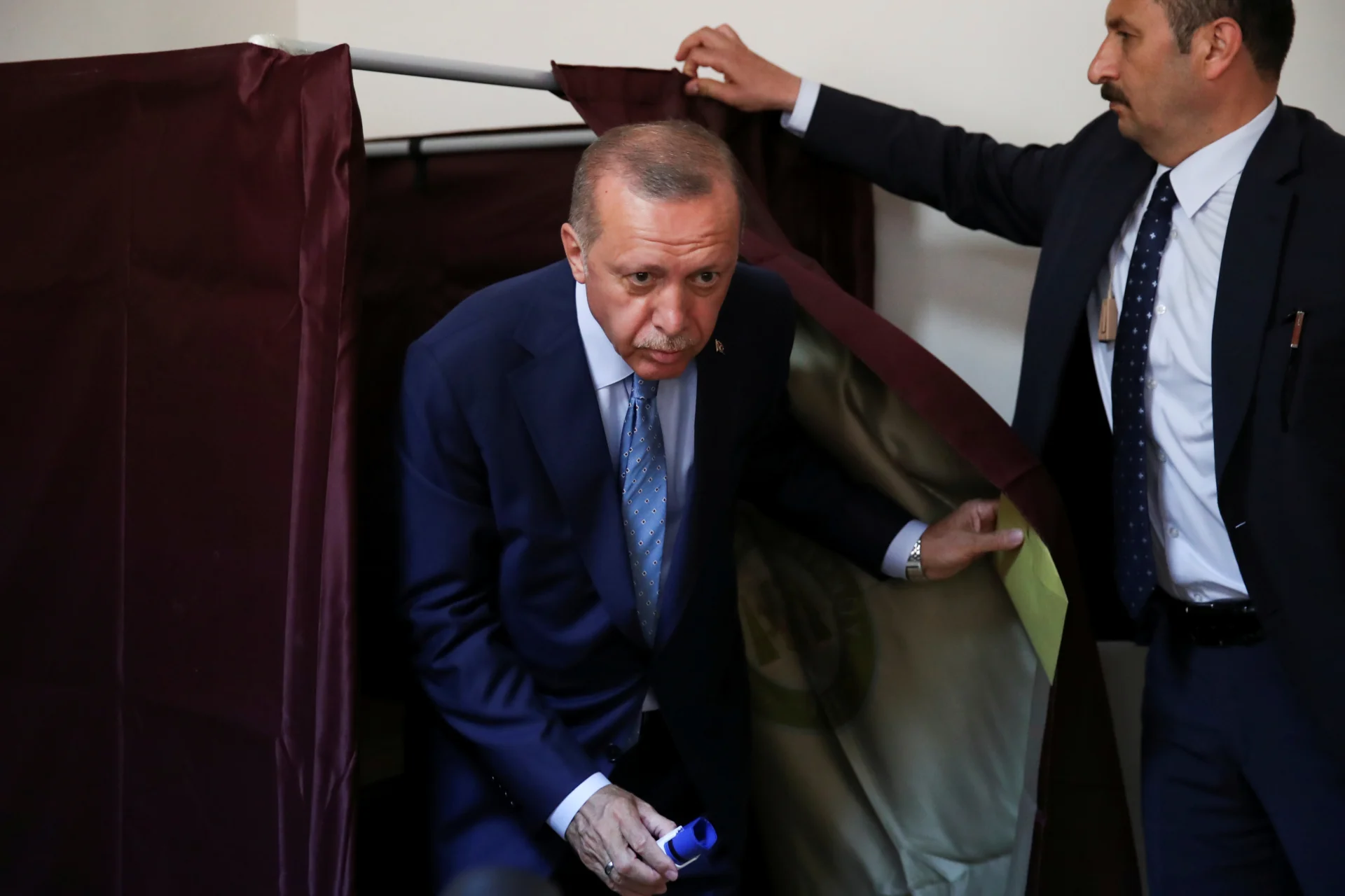 آیا اردوغان میتواند در انتخابات آتی ریاست جمهوری نامزد شود؟!